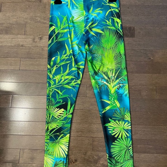 Versace Jungle Print Leggings - Picture 4 of 10